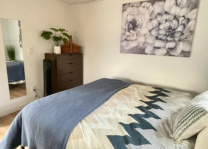 New Private Tiny Home Near Greenlake/Lightrail/I-5